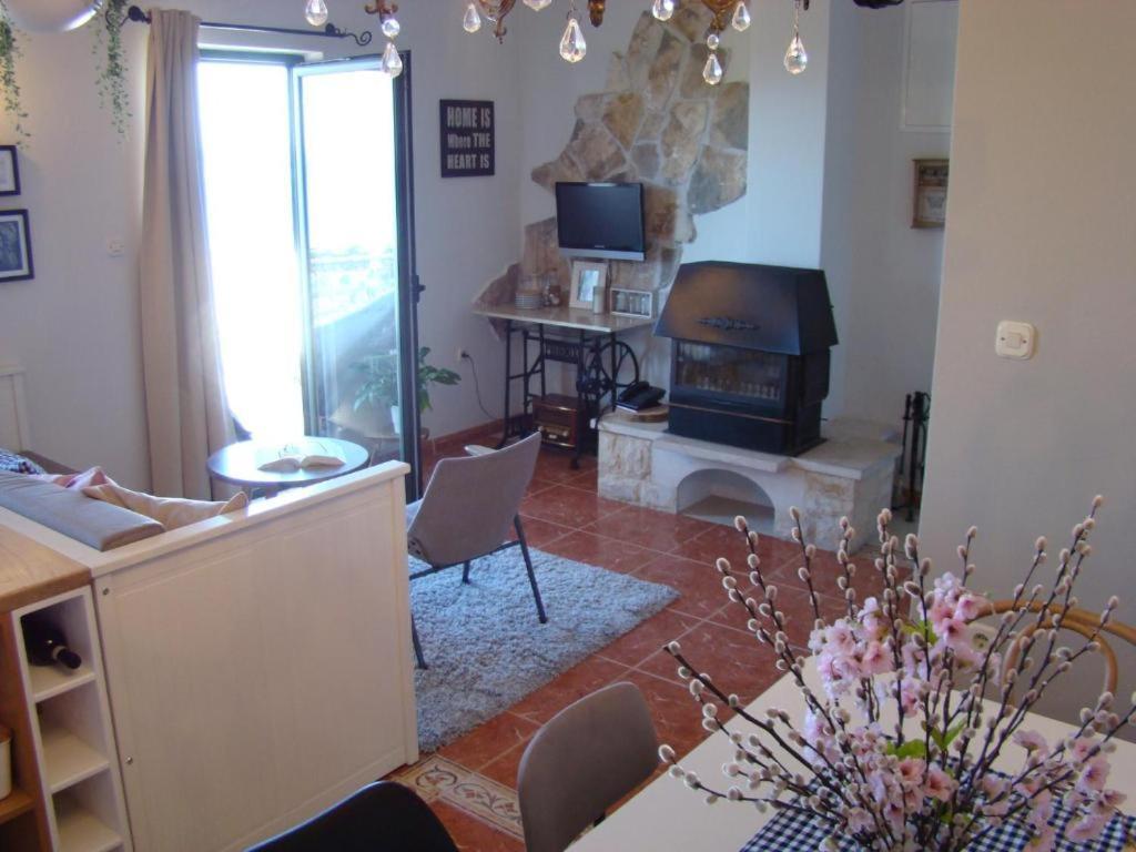 Holliday Home Alida With Jacuzzi Podgora Buitenkant foto